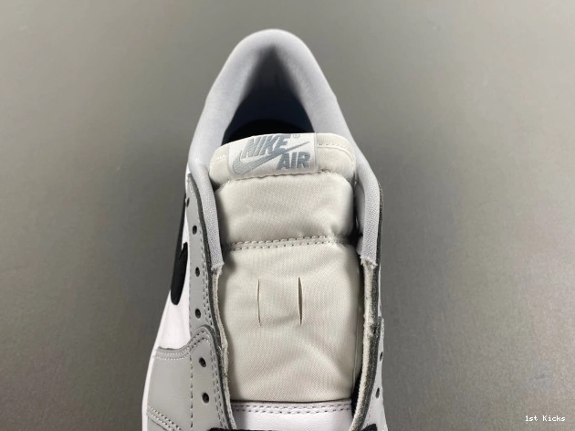 1 Air OG Barons Low Jordan CZ0790-110 0619